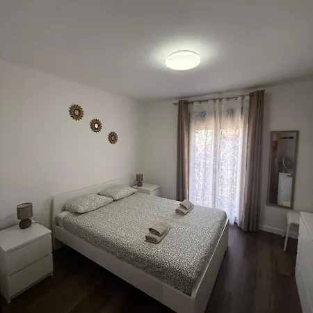 Casa *